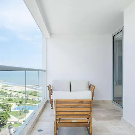 Elegant Beachview 1br With Balcony In Crespo Apartamento *