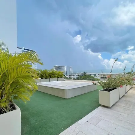 Elegant Beachview 1br With Balcony In Crespo Apartamento Cartagena