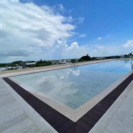 Elegant Beachview 1br With Balcony In Crespo *